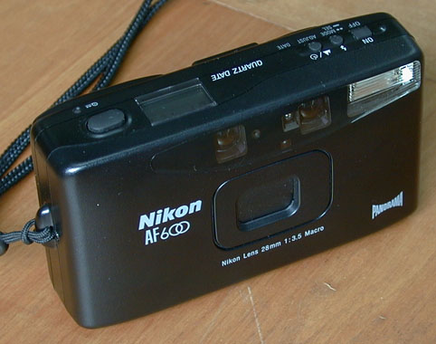 Nikon Mini (Nikon AF600QD)