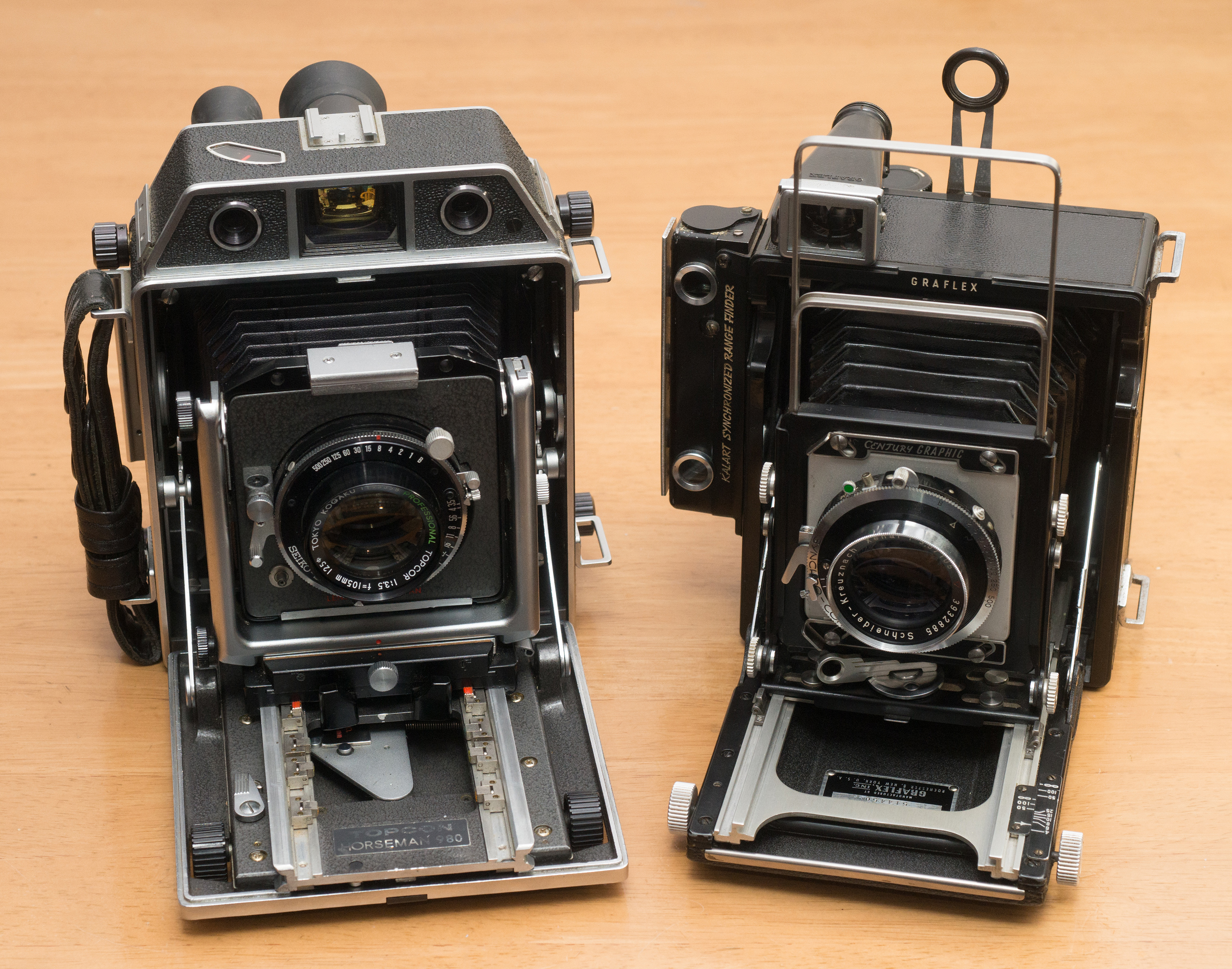 テクニカルカメラ比較：センチュリー・グラフィック２３とホースマン９８０